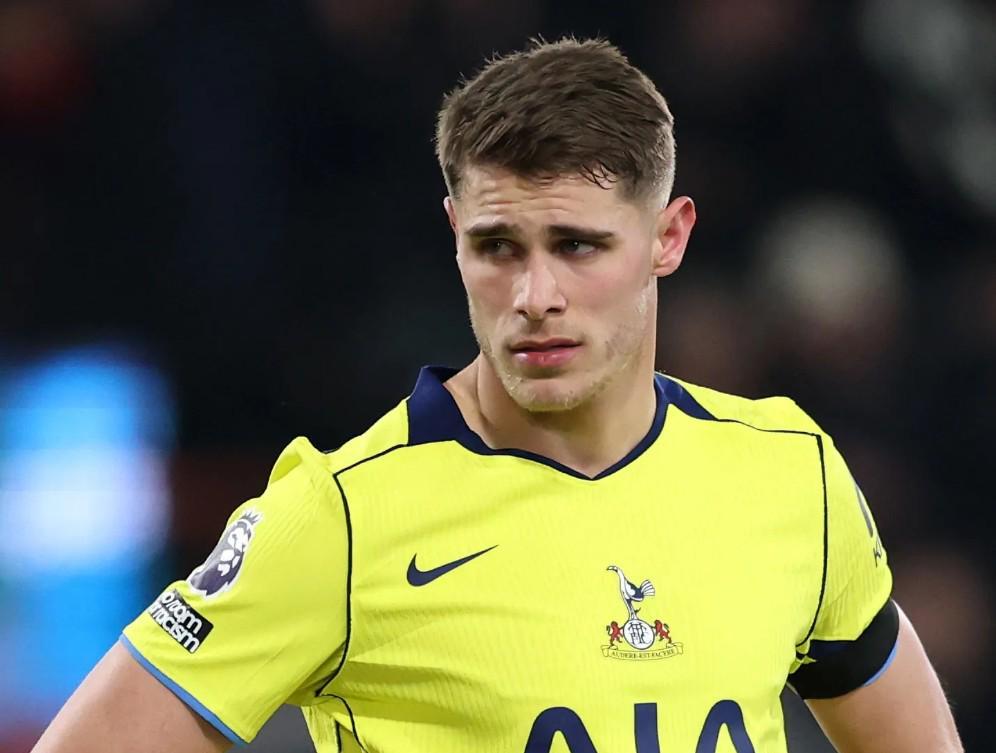 APP下载-阿邦拉霍：范德芬值得在更大的俱乐部踢球，别和热刺续约